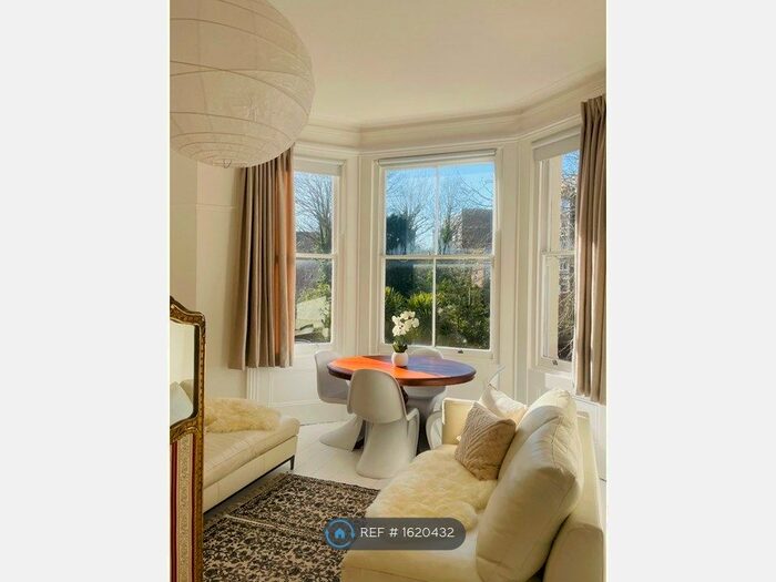 Studio To Rent In Charles Road, St. Leonards-On-Sea, TN38