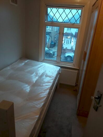 1 Bedroom Property To Rent In Westbourne Road, Croydon, CR0