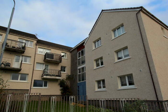 3 Bedroom Flat To Rent In D Scott Place, Airdrie, ML6