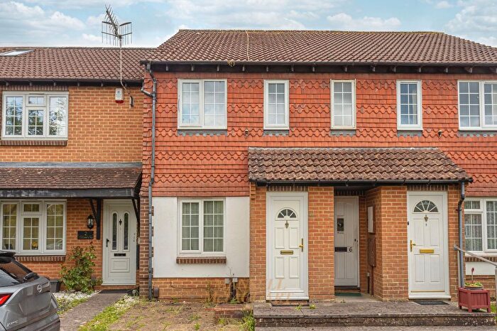 1 Bedroom Maisonette For Sale In Craven Road, Maidenbower, RH10