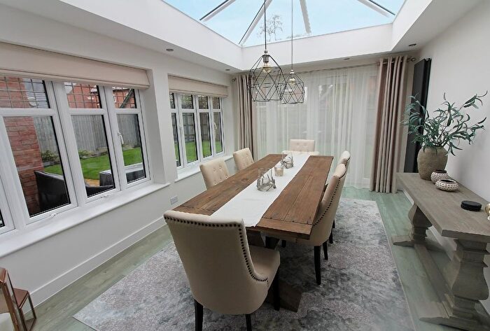 4 Bedroom Detached House For Sale In Gloster Road, Lutterworth, Leicestershire, LE17