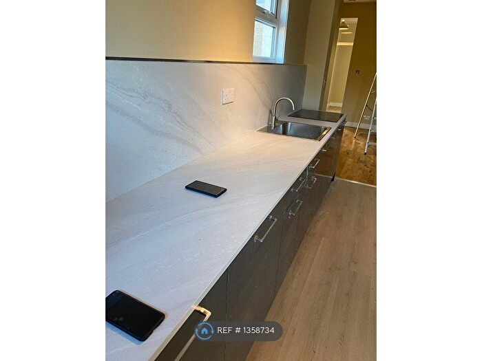 2 Bedroom Maisonette To Rent In Corporation Street, London, E15