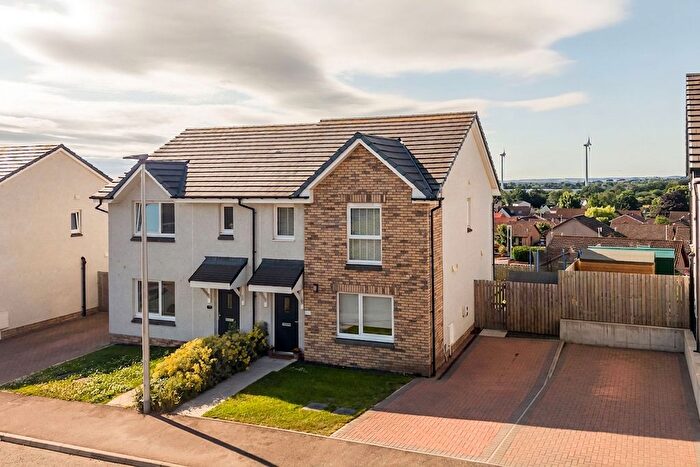 3 Bedroom Semi Detached House For Sale In Ballumbie Rise Gardens, Dundee, DD4