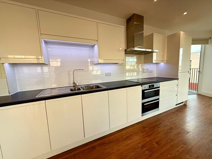 2 Bedroom Flat To Rent In Thistleton House, Lismore Boulevard, Colindale, NW9