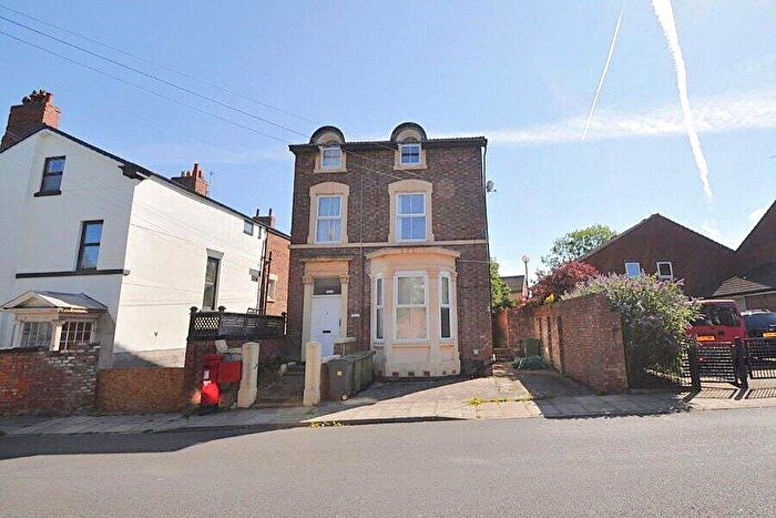 3 Bedroom Detached House For Sale In Alfred Road, Prenton, Merseyside, CH43