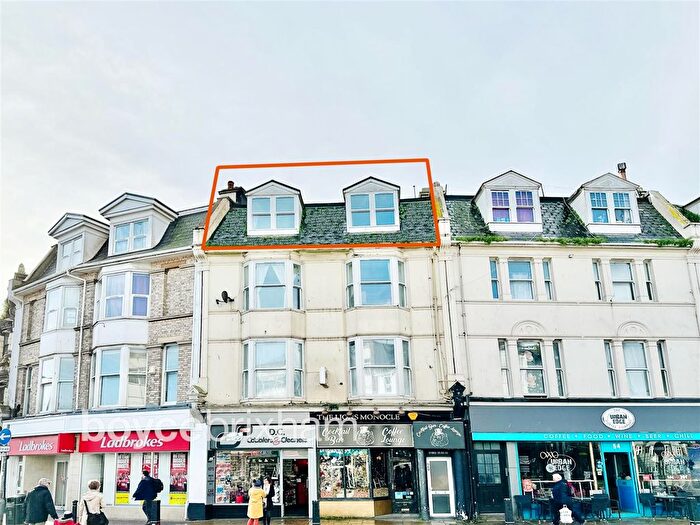 2 Bedroom Flat To Rent In Victoria Street, Paignton, TQ4