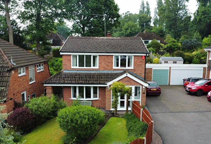 3 Bedroom Detached House For Sale In South Drive, Sutton Coldfield, B75