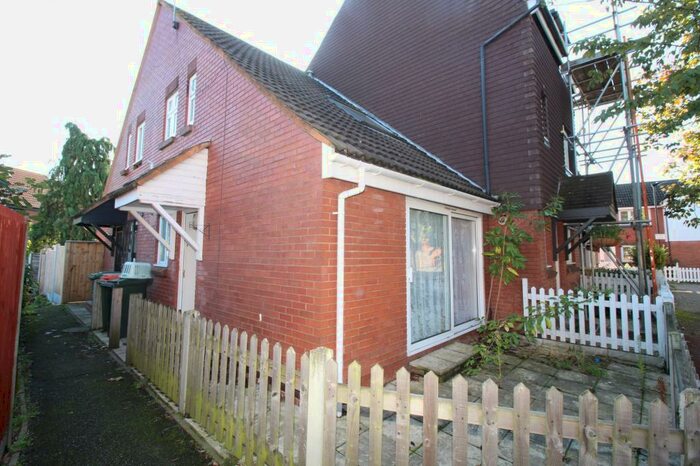 1 Bedroom End Of Terrace House To Rent In Gautrey Square, Beckton, E6