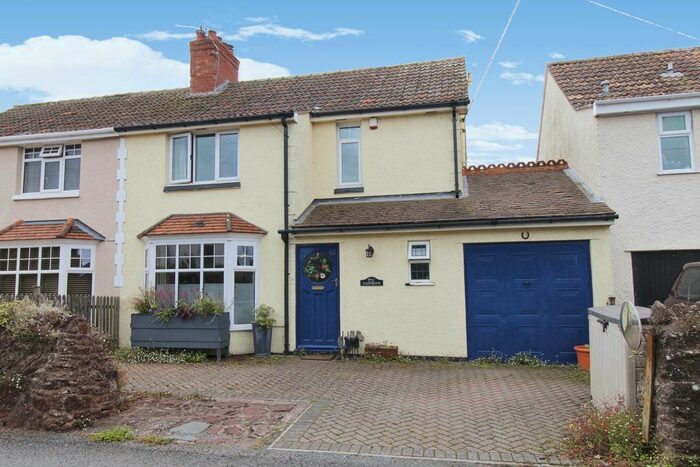 3 Bedroom Semi-Detached House For Sale In Wembdon Hill, Wembdon, Bridgwater, TA6