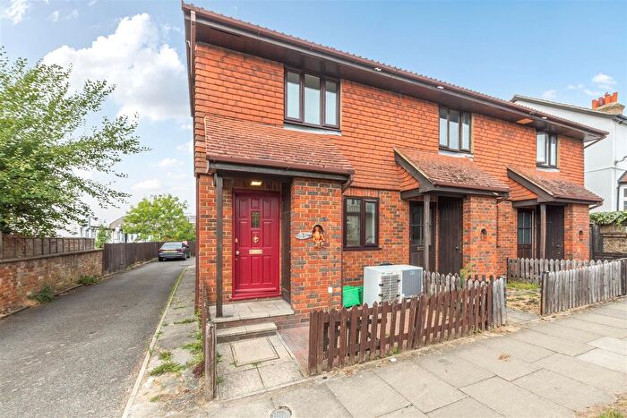 1 Bedroom Terraced House To Rent In Bakers Mews, Lezayre Road, Green Street Green, BR6