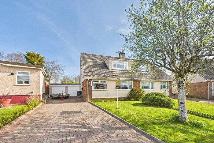 4 Bedroom Semi-Detached House For Sale In Sycamore Gardens, Blackwood, ML11