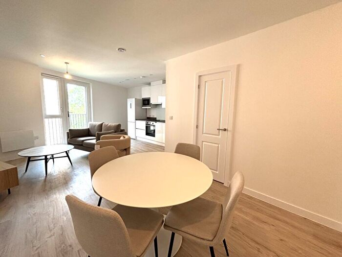 2 Bedroom Flat To Rent In Belgrave Village, Birmingham, B12