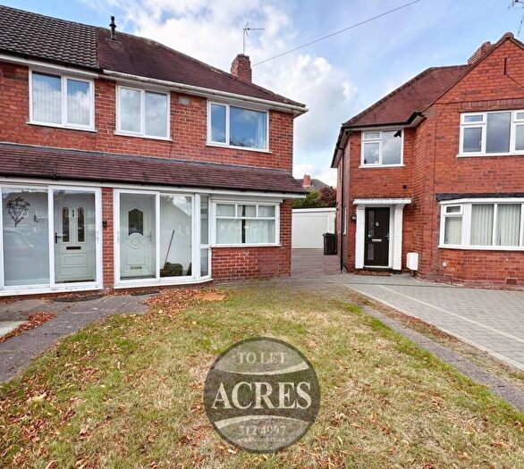 3 Bedroom Semi-Detached House To Rent In Scarsdale Road, Birmingham, West Midlands, B42