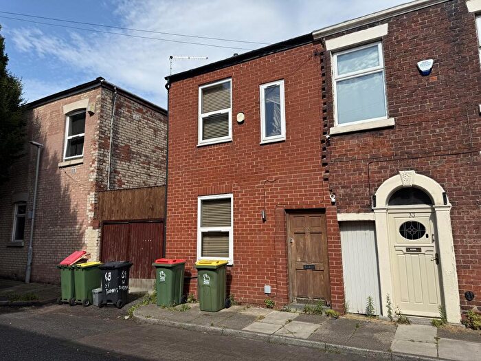 4 Bedroom End Of Terrace House For Sale In Shuttleworth Road, Preston, Lancashire, PR1