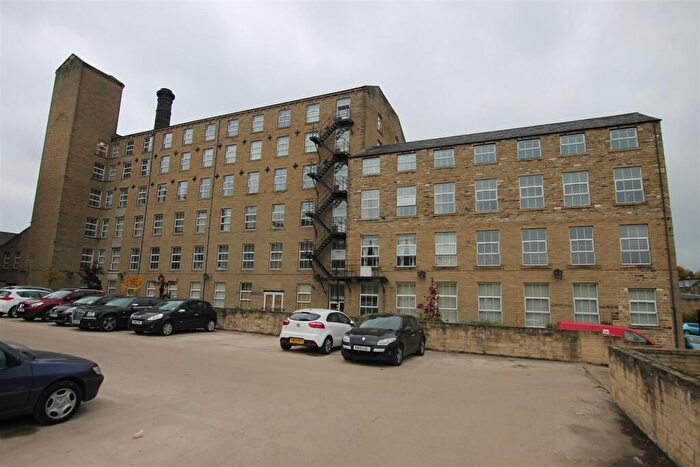 2 Bedroom Apartment To Rent In Perseverance Mill, Westbury Street, Elland, Halifax, HX5
