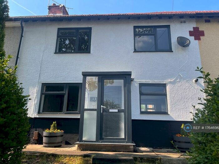 3 Bedroom Terraced House To Rent In Tennyson Road, Colne, BB8