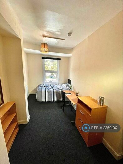 6 Bedroom Flat To Rent In Glossop Road, Sheffield, S10