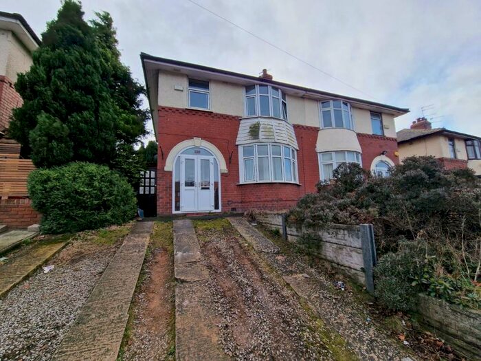 Houses for sale & to rent in OL11 1TU, Queensway, Balderstone And