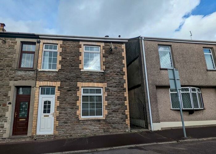 3 Bedroom Terraced House To Rent In Williams Avenue, Resolven, Neath, Neath Port Talbot., SA11