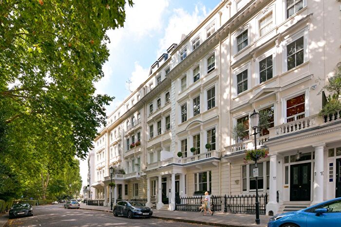 3 Bedroom Flat For Sale In Cornwall Gardens, South Kensington, SW7