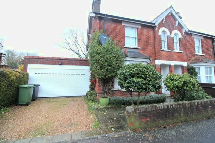 1 Bedroom Apartment To Rent In Cotton Road, Potters Bar, EN6