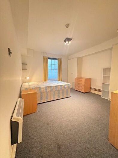 1 Bedroom Flat To Rent In Leinster Gardens, London, W2