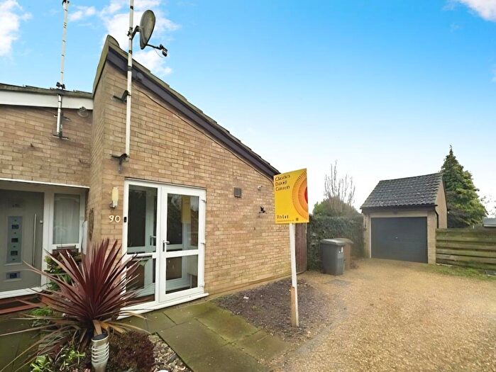 3 Bedroom Bungalow To Rent In Littell Tweed, Chelmer Village, Chelmsford, CM2