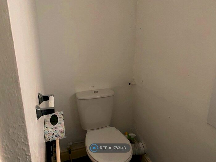 1 Bedroom Flat To Rent In Arundell Street, Nottingham, NG7