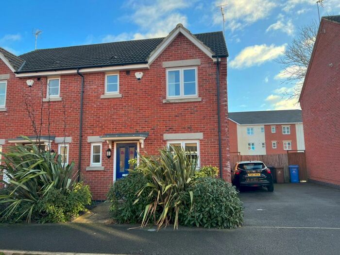 3 Bedroom Semi-Detached House To Rent In Magdalene Drive, Mickleover, Derby, DE3