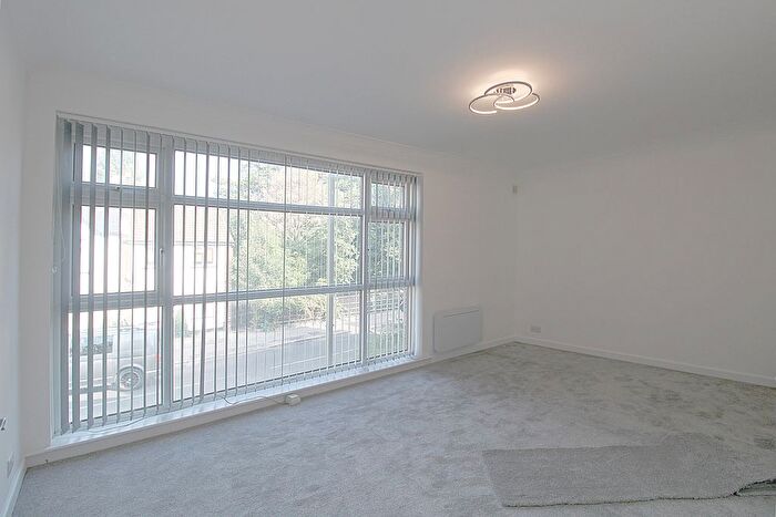 1 Bedroom Flat To Rent In Colindale Avenue, London, NW9