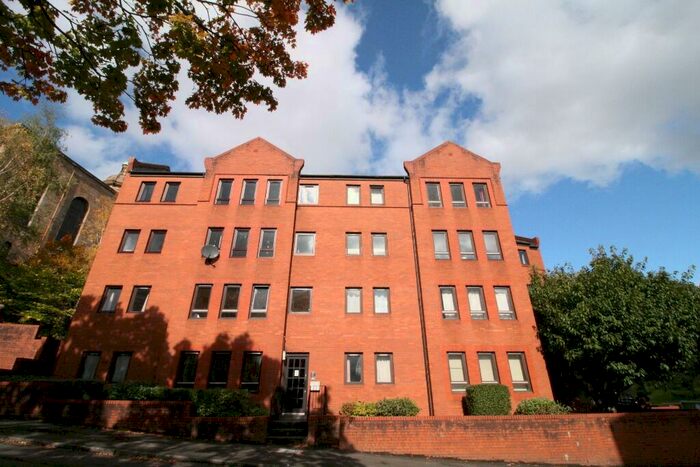 2 Bedroom Flat To Rent In Drygate, City Centre, Glasgow, G4