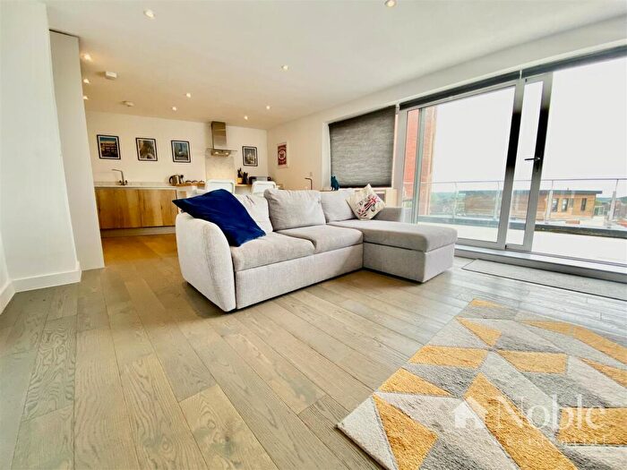 1 Bedroom Apartment For Sale In Weald Road, Brentwood, CM14