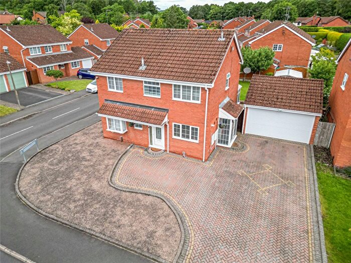 4 Bedroom Detached House For Sale In Thornbury Lane, Church Hill North, Redditch, Worcestershire, B98