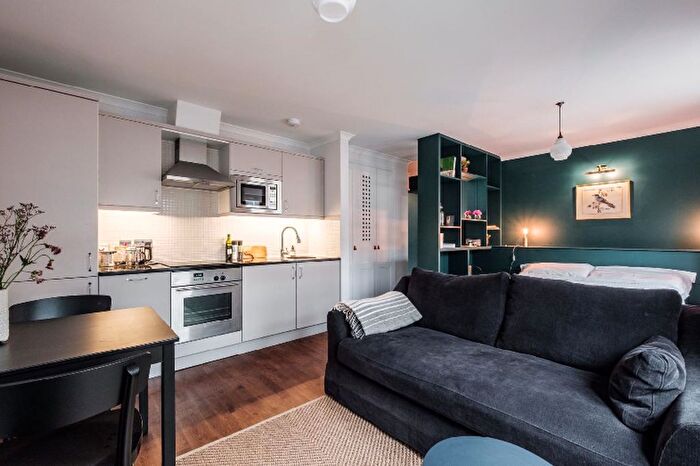 Studio To Rent In Waterson Street, Atlantic House, E2