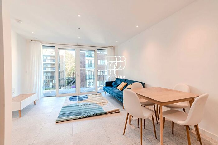2 Bedroom Flat To Rent In Sidney Street, London, E1