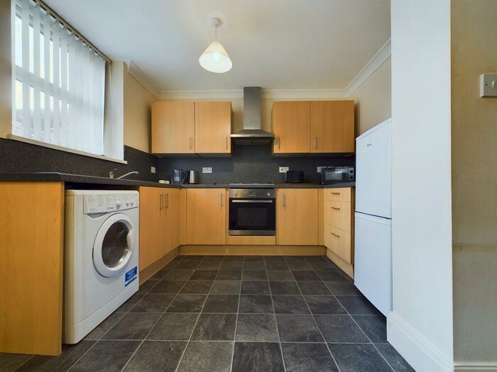 1 Bedroom Apartment To Rent In Rosedale Mansions, Boulevard, HU3