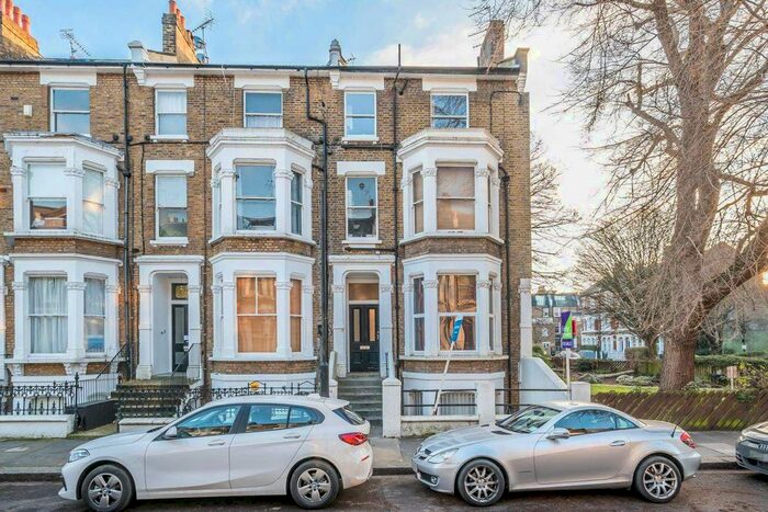 1 Bedroom Flat For Sale In Batoum Gardens, London, W6