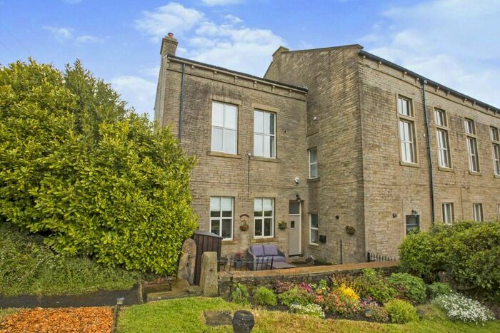 1 Bedroom Semi-Detached House To Rent In Towngate, Midgley, Luddendenfoot, Halifax, HX2