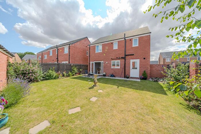 4 Bedroom Detached House For Sale In Garden Village Lane, Micklefield, Leeds, LS25