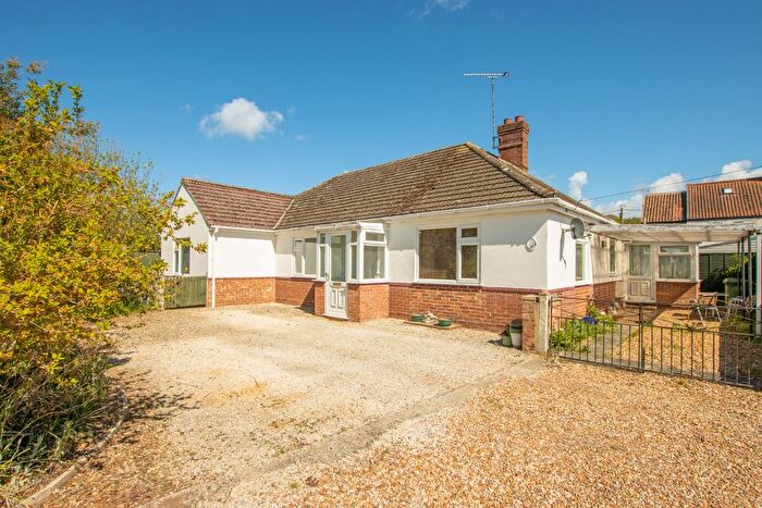 4 Bedroom Detached Bungalow For Sale In Glebe Close, Dersingham, PE31