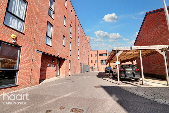 2 Bedroom Apartment For Sale In Marine Crescent, Hainault, IG6