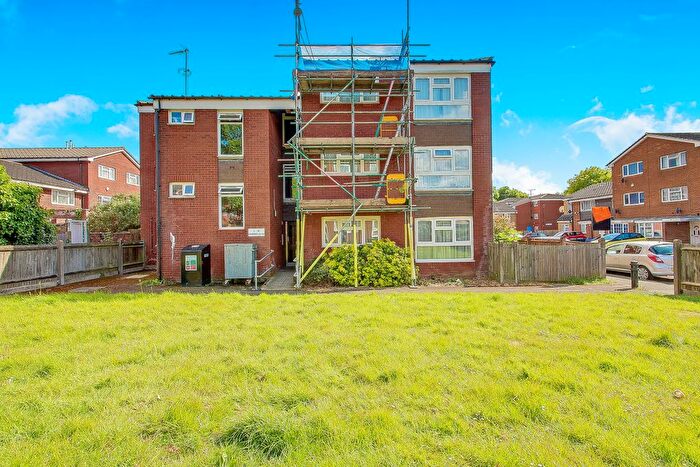 1 Bedroom Flat For Sale In Hendren Close, Greenford, UB6