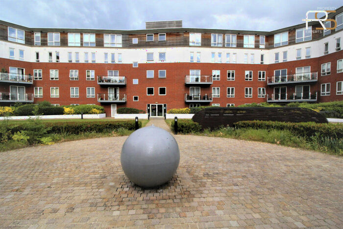 1 Bedroom Apartment To Rent In High Road, South Woodford, E18