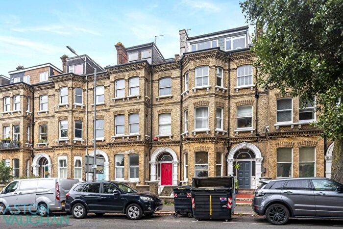 1 Bedroom Apartment For Sale In Cromwell Road, Hove, BN3