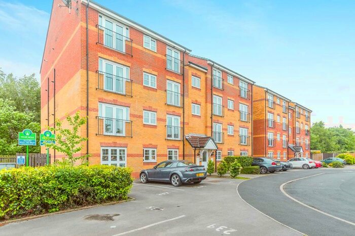 2 Bedroom Flat To Rent In Everside Close, Worsley, Manchester, M28