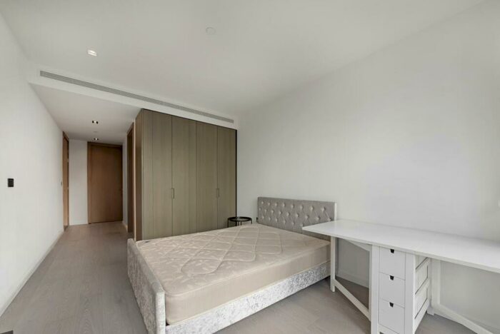 2 Bedroom Apartment To Rent In One Park Drive, Canary Wharf, E14