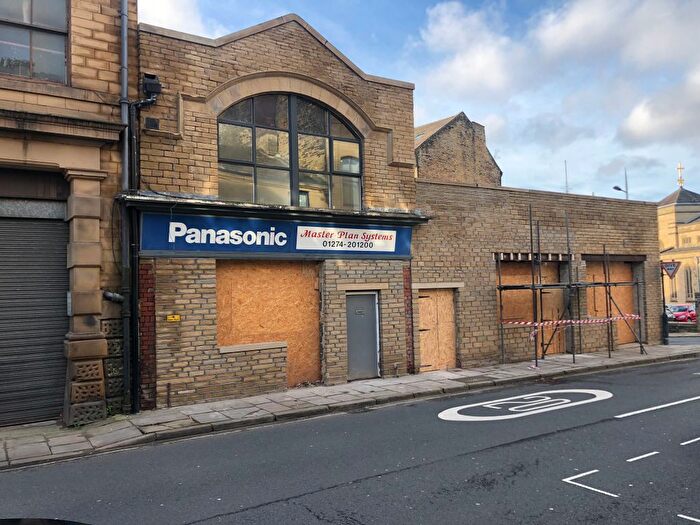 Studio To Rent In Peckover Street, (Little Germany), Bradford, BD1