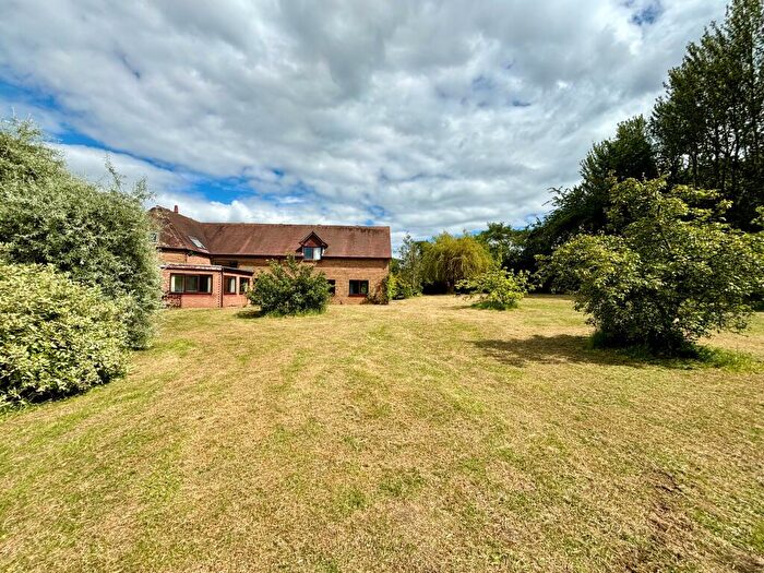 4 Bedroom Farm House To Rent In Leasowe House, Leamington Spa, Radford Semele, CV31