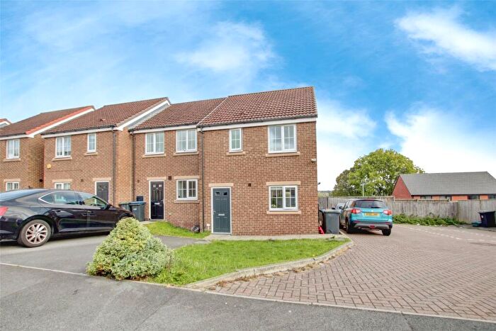 3 Bedroom End Of Terrace House For Sale In Church Square, Brandon, Durham, DH7