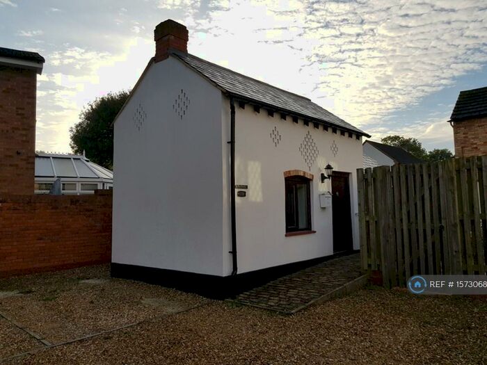 1 Bedroom Bungalow To Rent In Bedford Road, Barton-Le-Clay, MK45